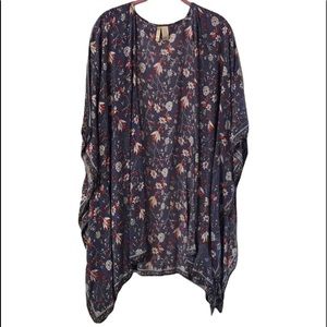 Cute flowing kimono - one size